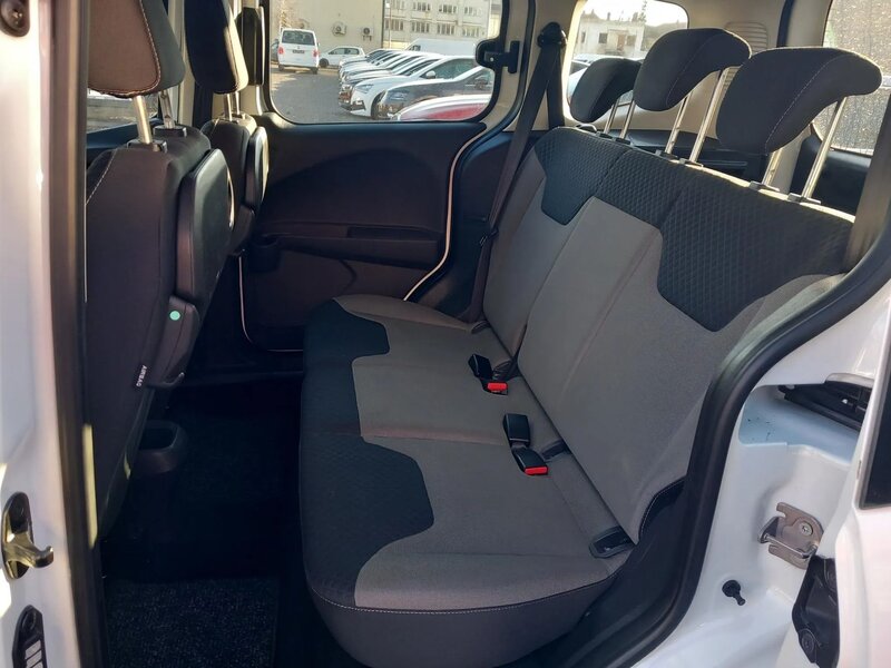 Ford Tourneo Courier